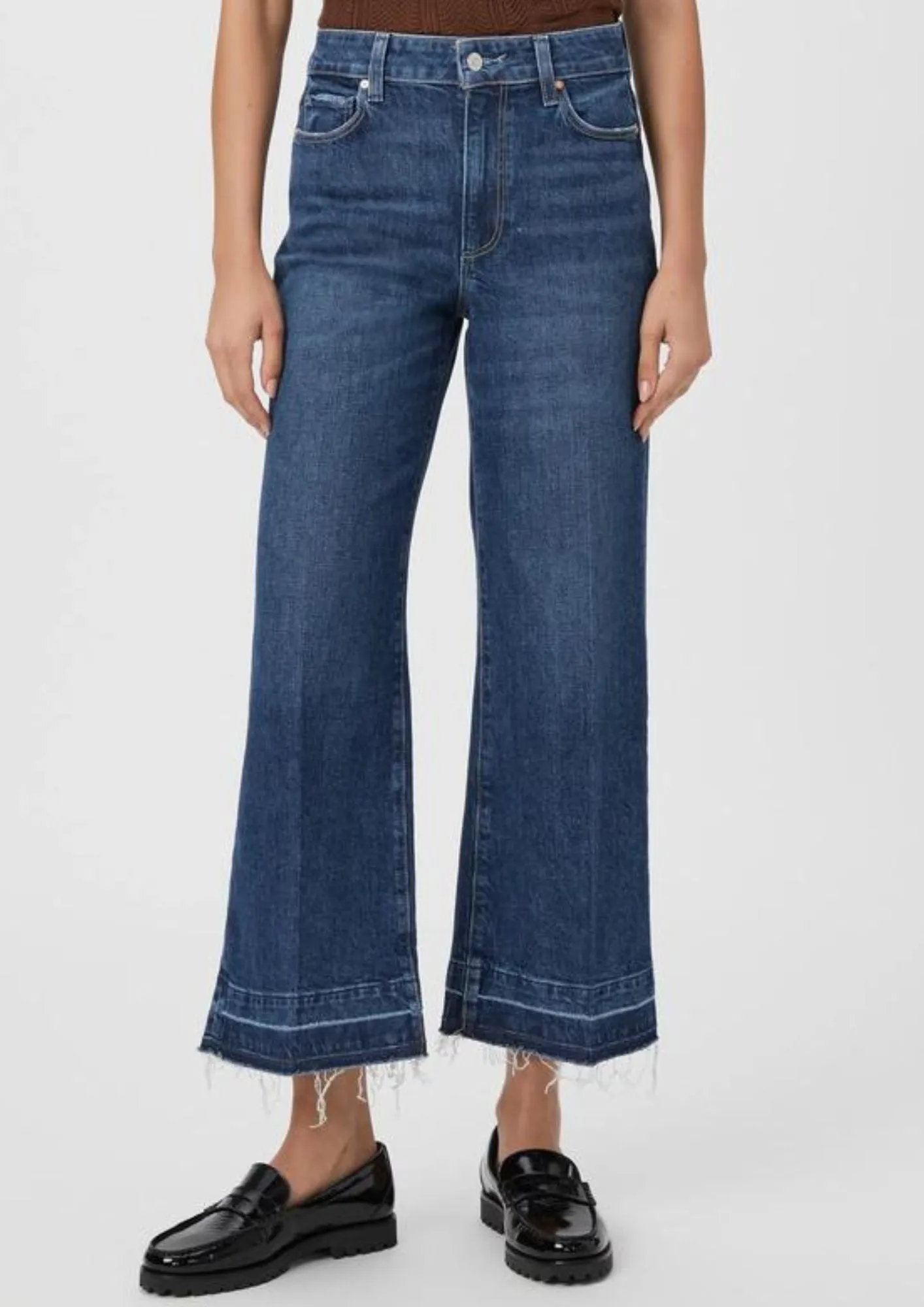 Anessa Jeans Alana