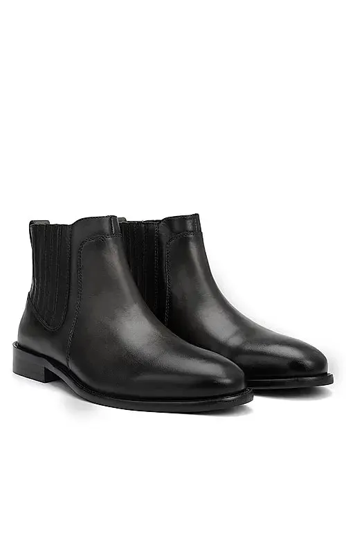 Black Plain Leather Boots