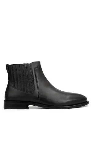 Black Plain Leather Boots