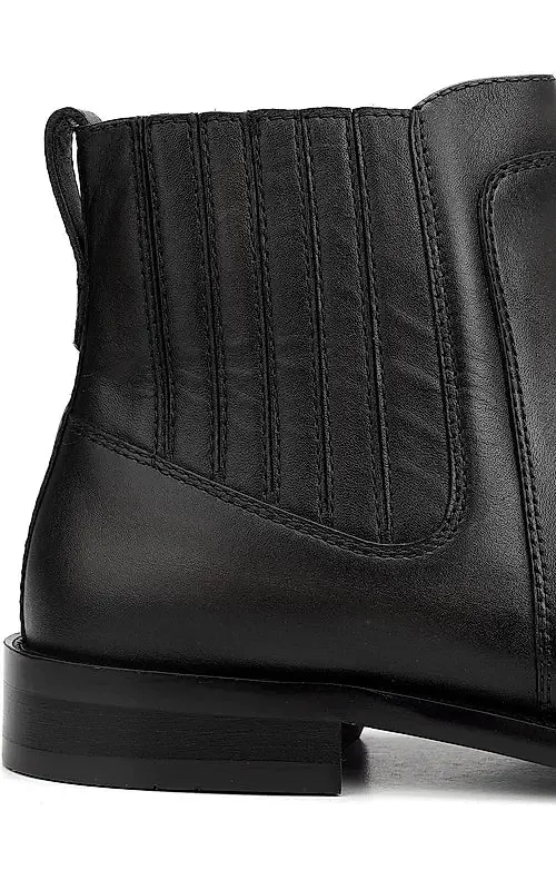 Black Plain Leather Boots