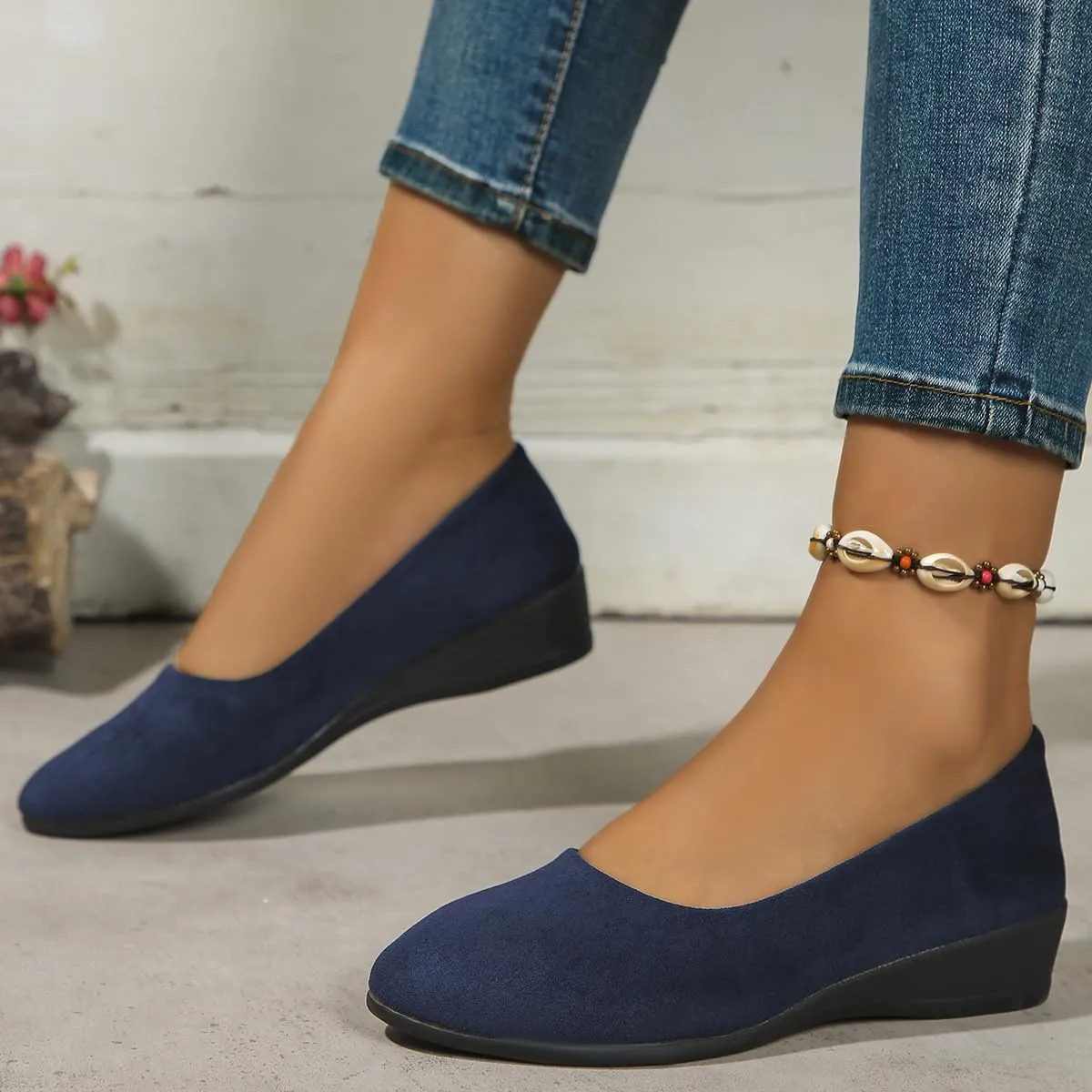 Comfortable Lightweight Anti-Slip Breathable Orthopedic Flat Shoes, Closed Toe Wedges for Women Low Heel, Ballet Wedge Wide Fit Dress Shoes