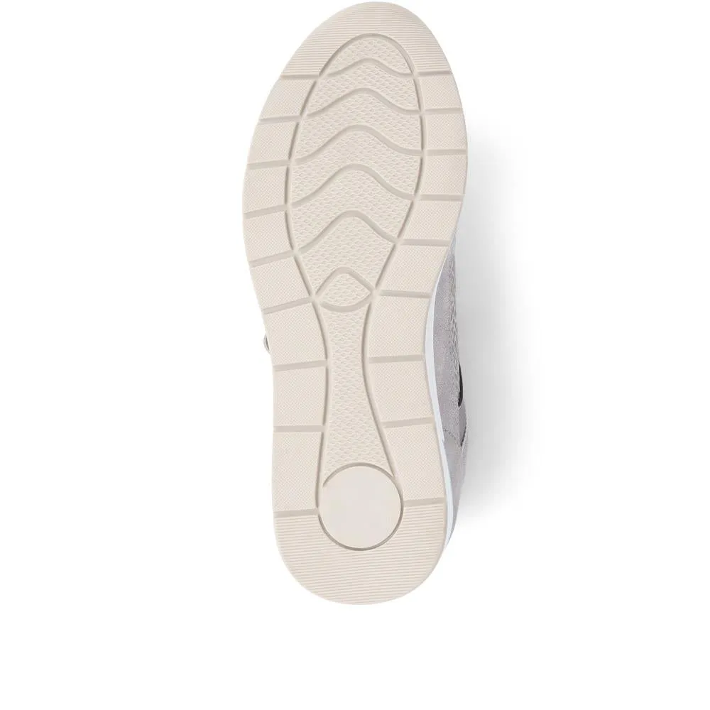 Lace-Up Chunky Trainers - BELWOIL39021 / 325 090