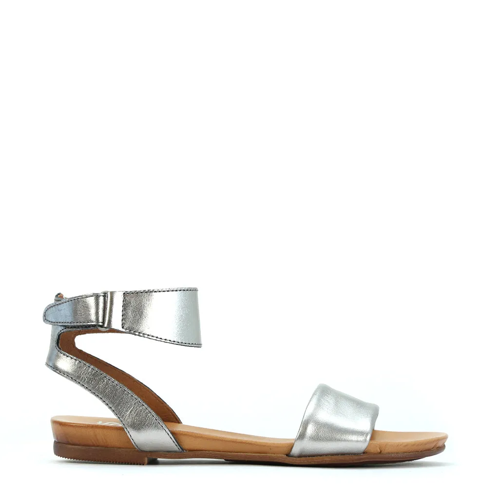 LAUREN LEATHER ANKLE STRAP SANDALS