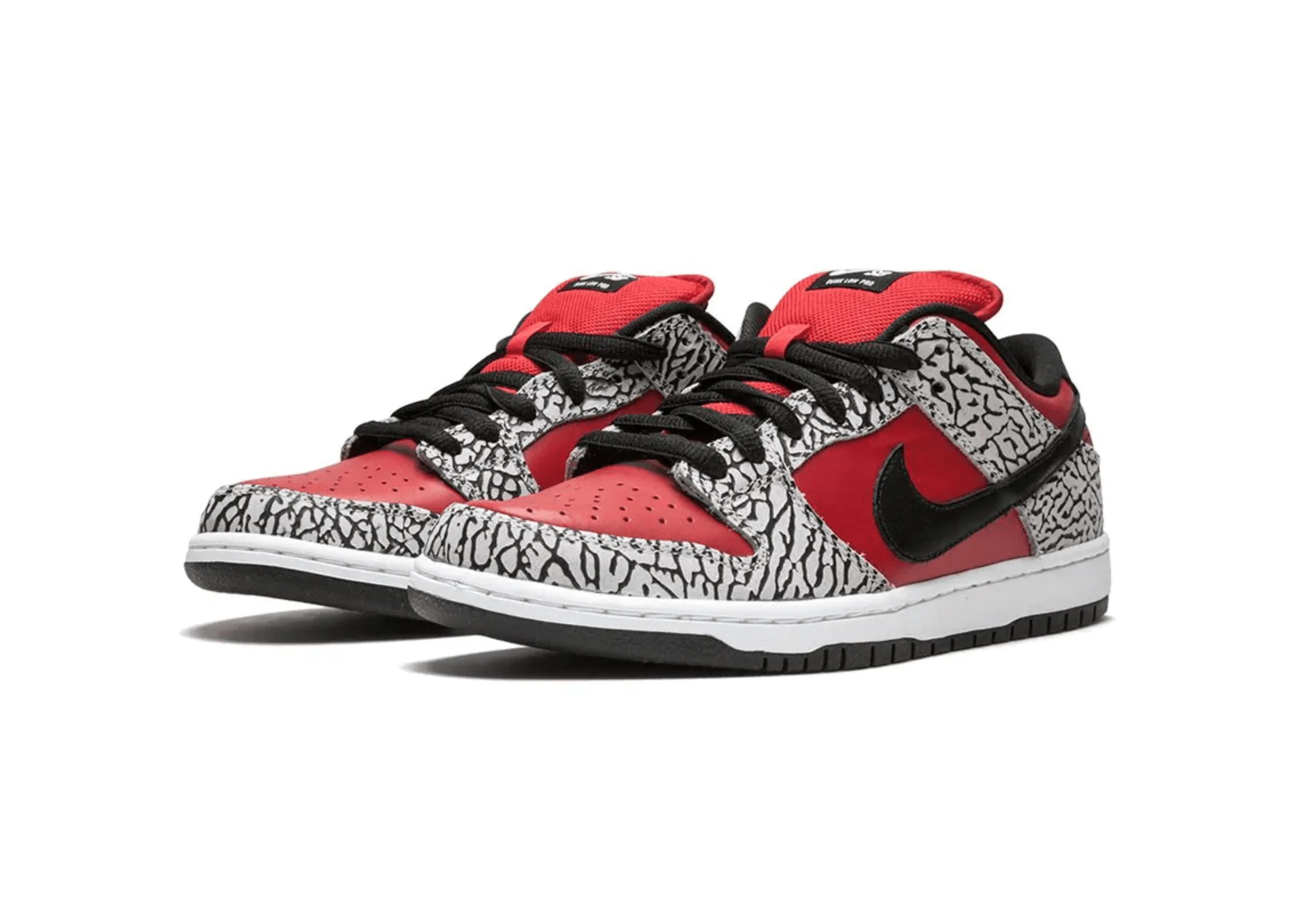 Nike Dunk Sb Low X Supreme Red Cement