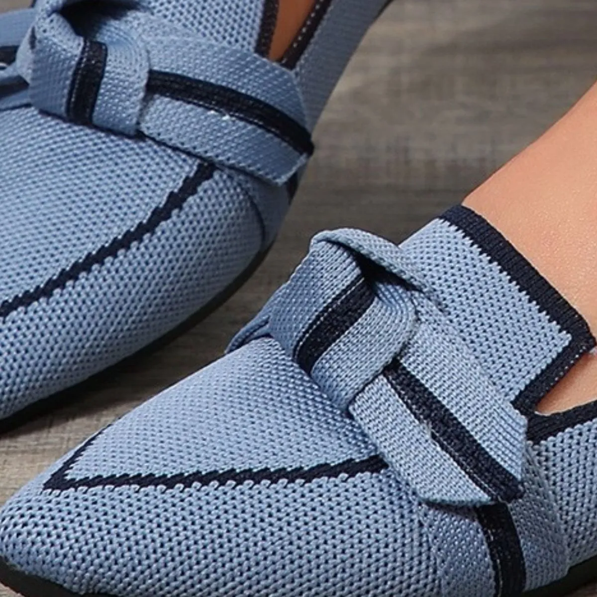 PRE-ORDER: Bow Contrast Trim Point Toe Loafers