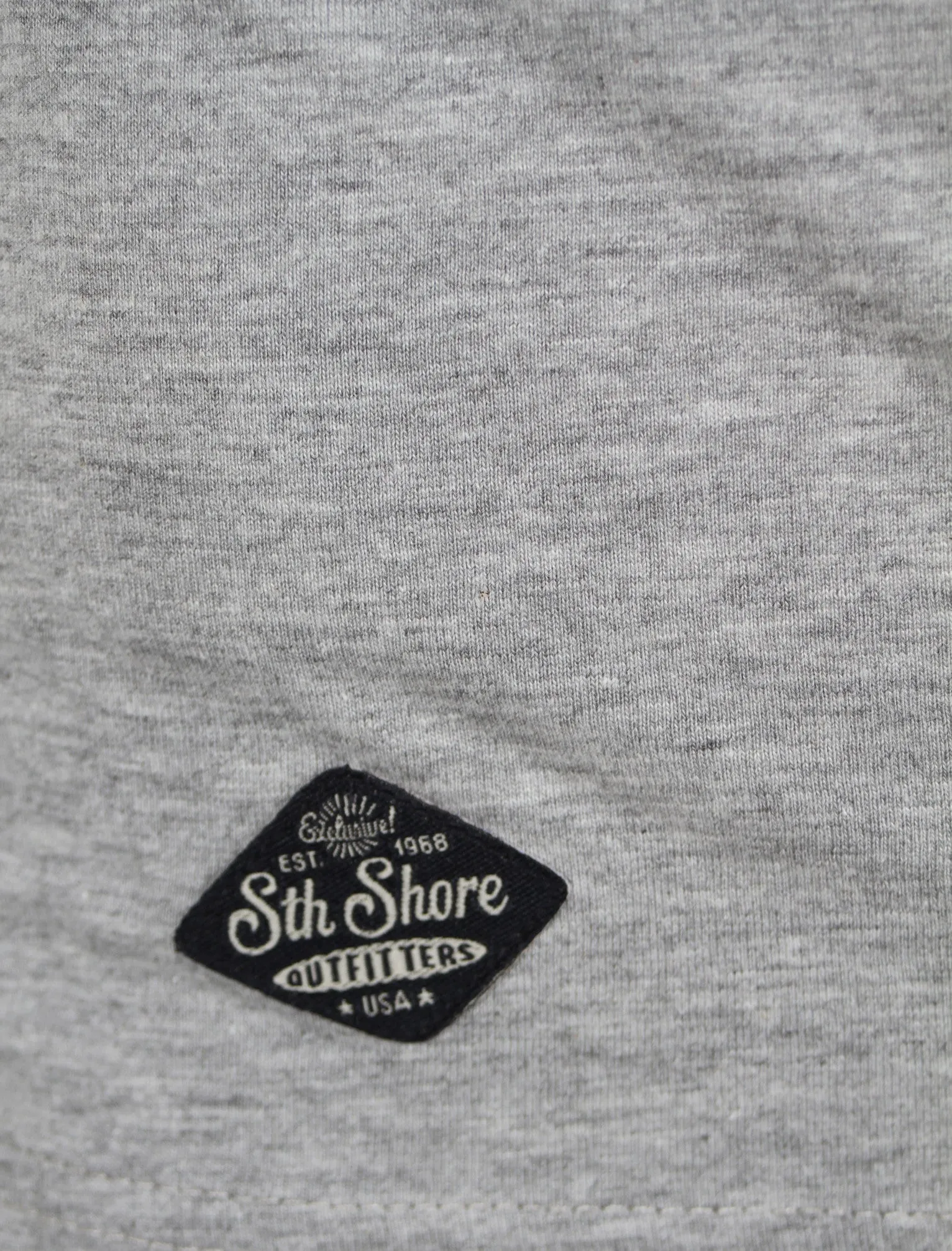 Print T-Shirt in Light Grey  - South Shore