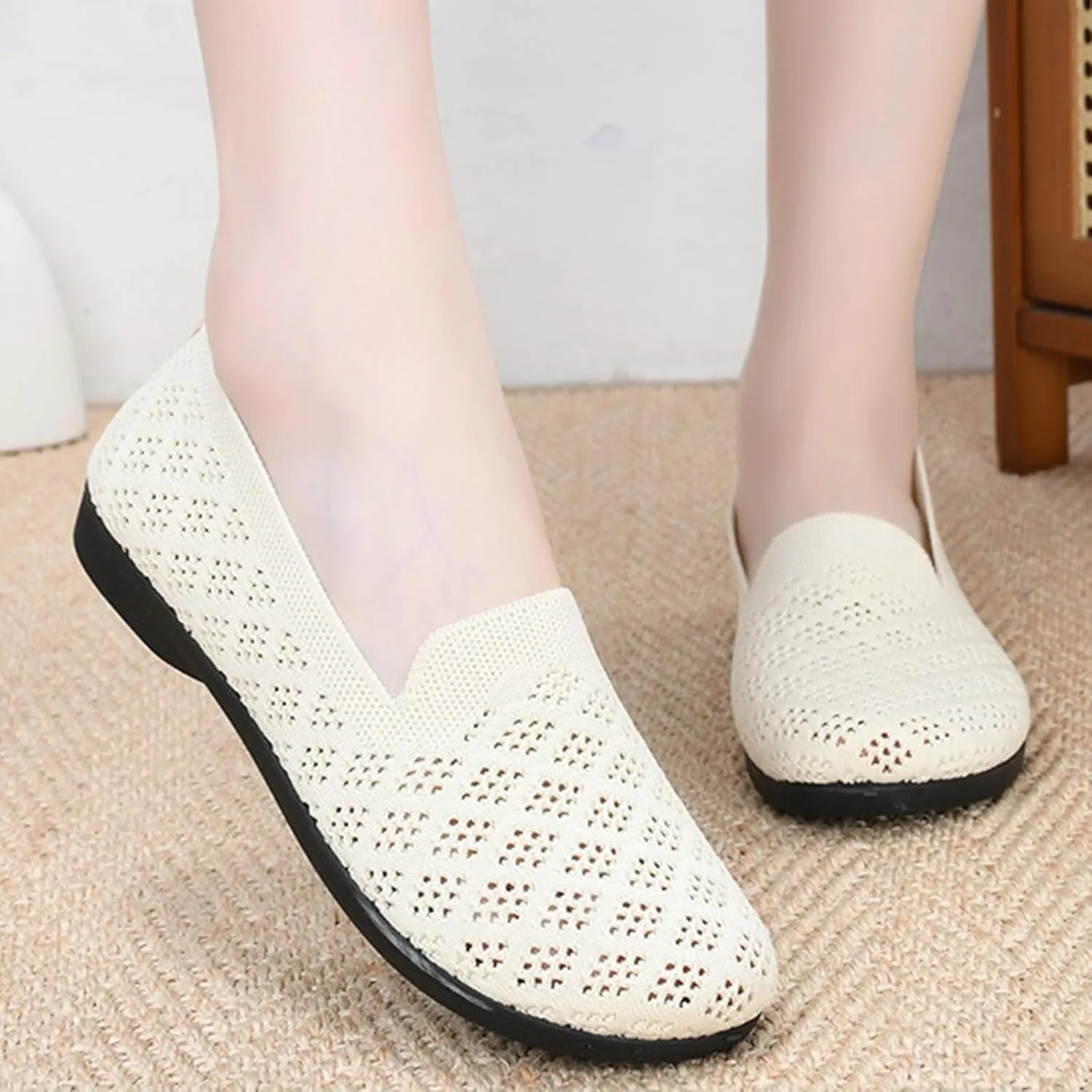 Women's Spring Summer and Autumn Fashion Shallow Mouth Breathable Non Slip Soft Sole Orthopedic Suede Wingtip Shoes