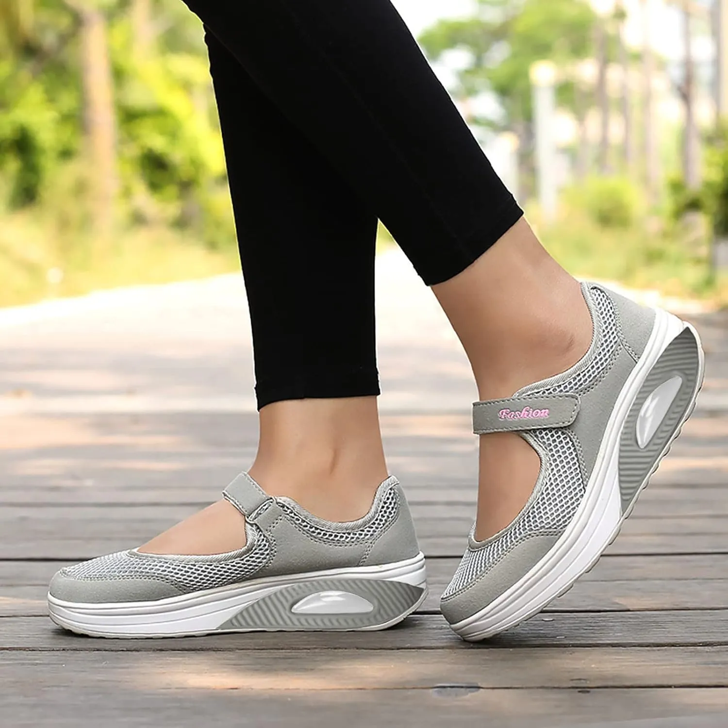 Womens White Platform Sneakers High Top Platform Shoes Fashion Canvas Black Running Shoes for Men Slip On Loafer Women White Womens Sneakers